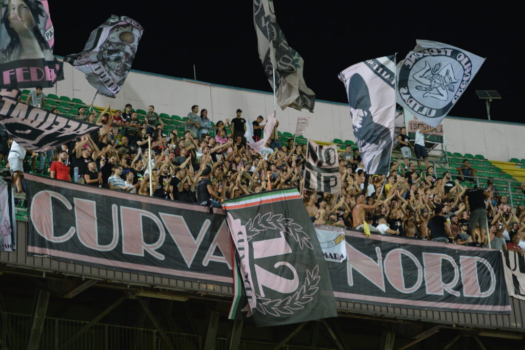 Curva Nord 12 Palermo Aiutamo Rino L Iniziativa Del Tifo Rosanero