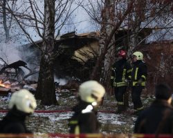 Lituania, aereo precipita e colpisce un’abitazione: c’è una vittima