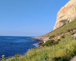 Palermo, divampa un incendio a Capo Gallo. Cosa è successo